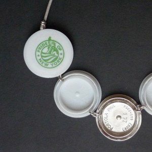 MilkCapCollier_WhiteLadyLiberty-by_Globalcoolo_72