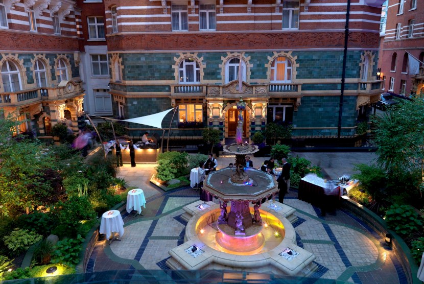 5-51-buckingham-gate-taj-suites-and-residences-2